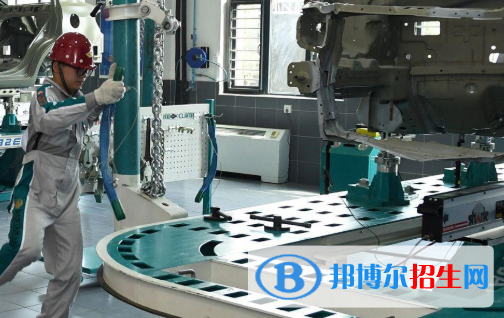 浙江2022年讀汽修學校有什么專業(yè)