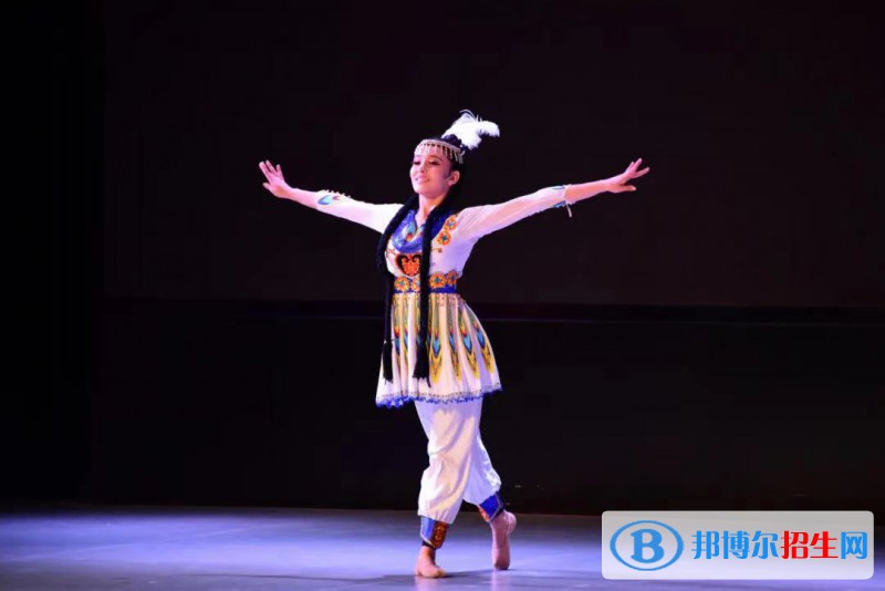 淮安文化藝術(shù)學(xué)校2022年報(bào)名條件、招生要求、招生對(duì)象