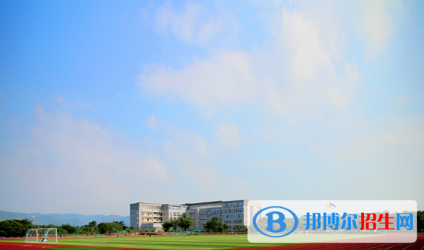 重慶工貿(mào)高級(jí)技工學(xué)校2022年報(bào)名條件、招生要求、招生對(duì)象