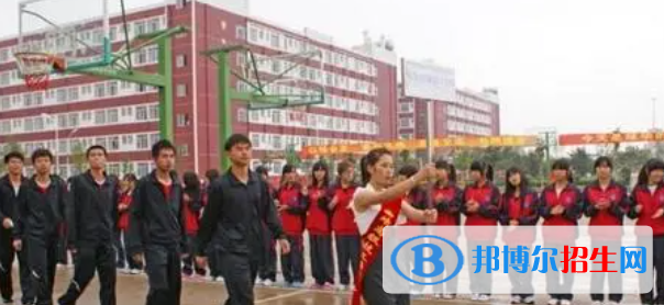 丘北縣民族職業(yè)高級中學(xué)2022年報(bào)名條件、招生要求、招生對象