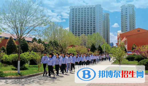 秦皇島渤?？萍贾械葘I(yè)學(xué)校2022年招生簡章