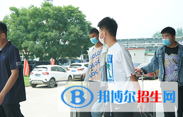 邯鄲工貿(mào)學(xué)校2022年學(xué)費(fèi)、收費(fèi)多少