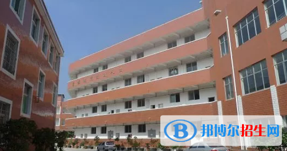貴陽(yáng)第五職業(yè)學(xué)校2022年學(xué)費(fèi)、收費(fèi)多少