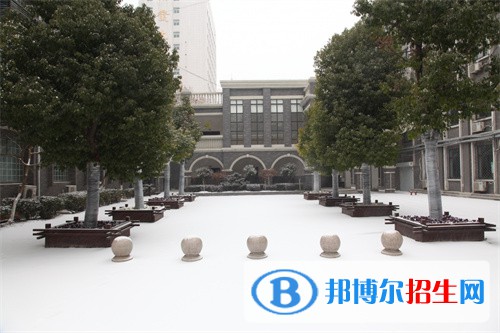 江蘇模特藝術學校2022年報名條件、招生要求、招生對象