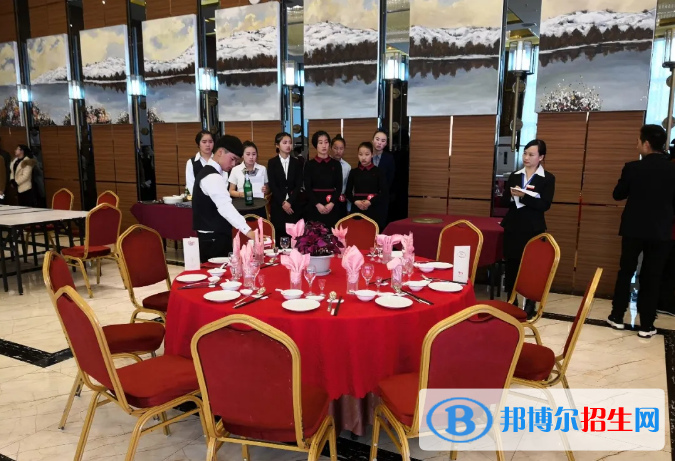 漳縣職業(yè)中等專業(yè)學校2022年學費，收費多少