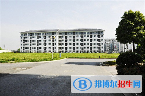 揚(yáng)州高等職業(yè)技術(shù)學(xué)校2022年報(bào)名條件、招生要求、招生對(duì)象