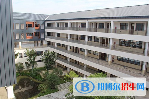 保定市第二職業(yè)中學(xué)2022年學(xué)費(fèi)、收費(fèi)多少