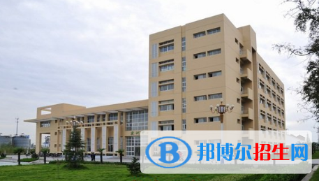 張家口機(jī)械工業(yè)學(xué)校2022年報(bào)名條件、招生要求、招生對象