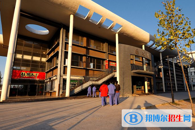 石家莊法商中等專業(yè)學(xué)校怎么樣、好不好
