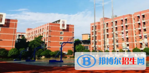 成都2022年讀汽修學(xué)校有沒(méi)有用