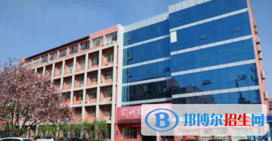 菏澤信息工程學(xué)校2022年招生辦聯(lián)系電話(huà)