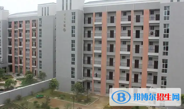 唐河縣中等職業(yè)學(xué)校2022年報(bào)名條件、招生要求、招生對(duì)象