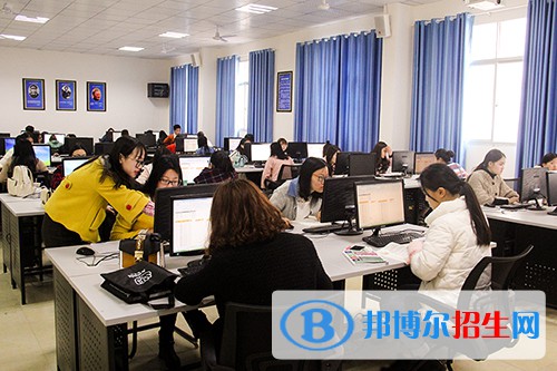 重慶經(jīng)貿(mào)職業(yè)學院2022年報名條件、招生要求、招生對象