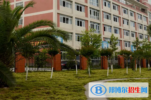 鄭州綠業(yè)信息中等專(zhuān)業(yè)學(xué)校2022年宿舍條件
