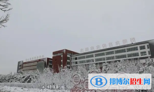 大同文化藝術(shù)學(xué)校2022年報名條件、招生要求、招生對象