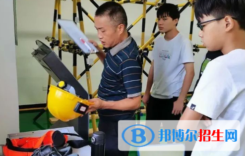 信陽(yáng)建筑工程學(xué)校2022年年招生錄取分?jǐn)?shù)線