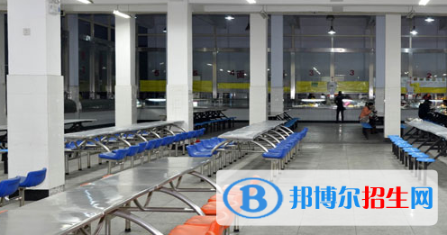 河南工藝美術(shù)學(xué)校2022年報(bào)名條件、招生要求、招生對象