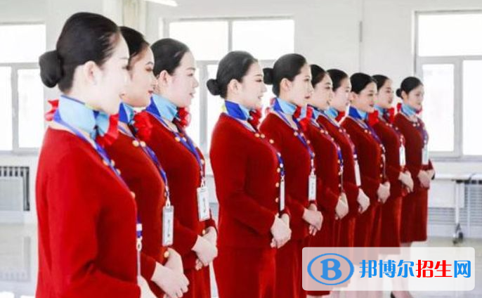 安徽2022年女生學航空服務學校好嗎