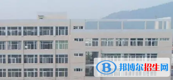 信陽電子學(xué)校2022年報(bào)名條件、招生要求、招生對象