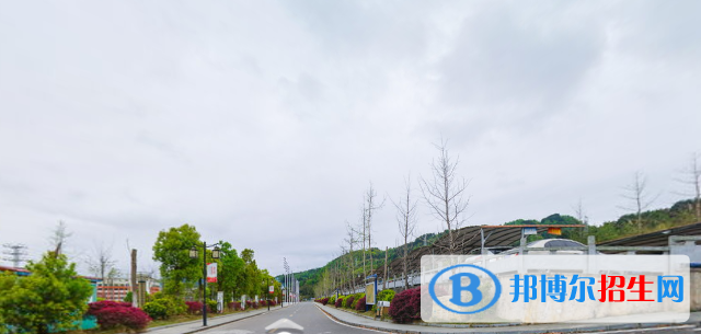 三都水族自治縣民族中等職業(yè)學(xué)校2022年報(bào)名條件、招生要求、招生對(duì)象