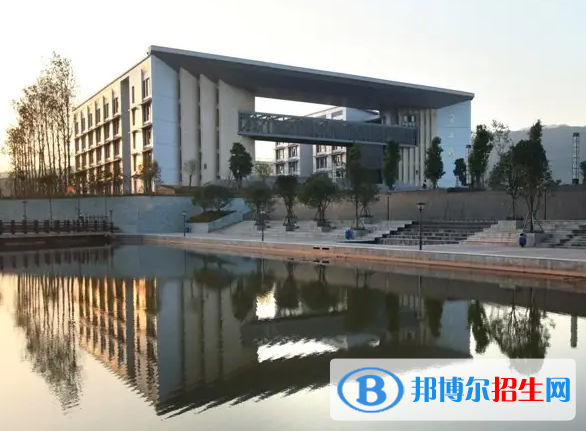 重慶2022年建筑學(xué)校什么專(zhuān)業(yè)最好