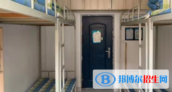 山東萬通技工學(xué)校2022年宿舍條件