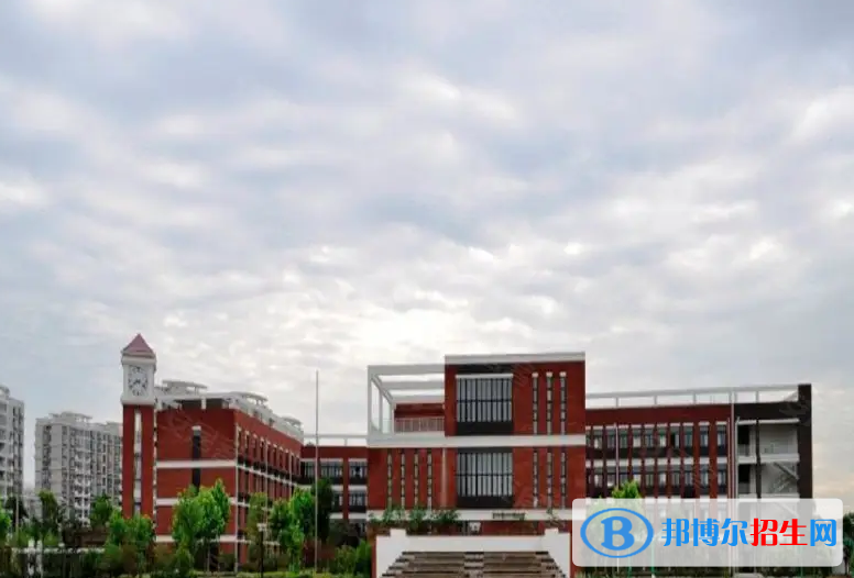 北京澳華學(xué)校靠譜嗎