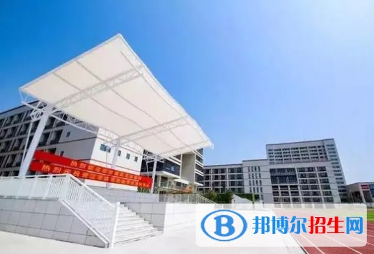 北京拔萃雙語學校初中部靠譜嗎