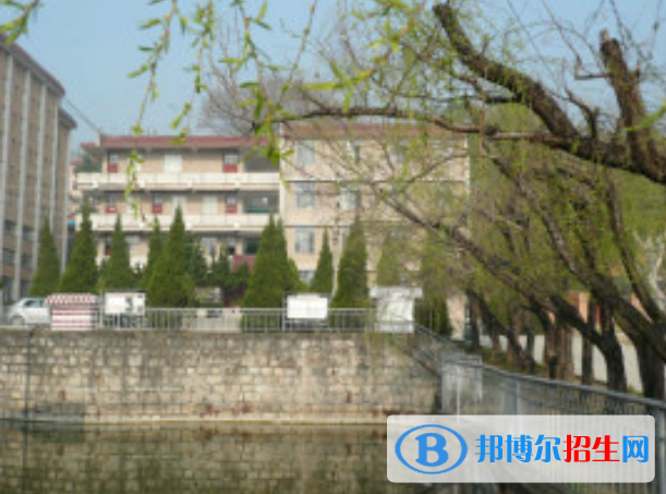 云南2023年幼師學(xué)校哪個好 