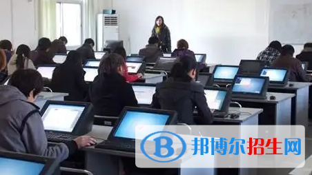 廣西2023年中專計算機學(xué)校都有哪些專業(yè)