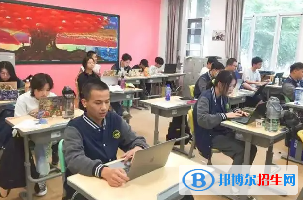 武漢為明國際學校2023年入學條件2