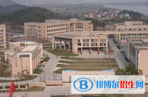 杭州2023年汽修學校要多少分
