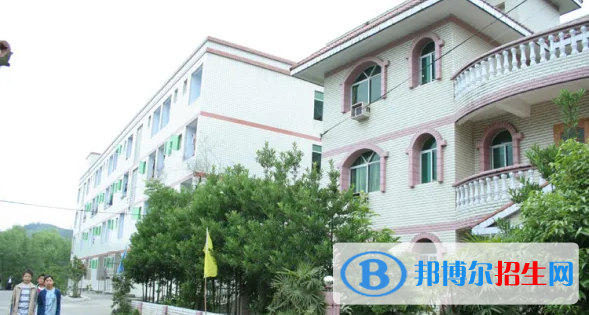 重慶2023年初中畢業(yè)讀什么中專(zhuān)