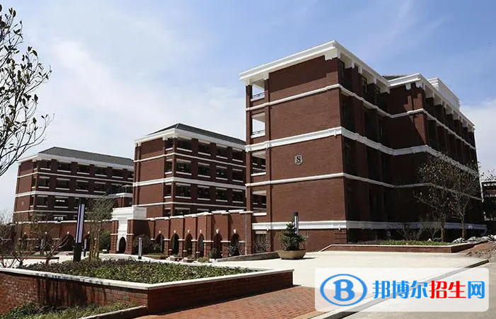宜昌龍盤湖國際學(xué)校初中部2023年報名時間