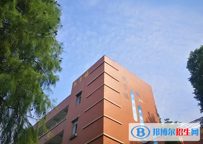 武漢海淀外國語實(shí)驗(yàn)學(xué)校初中部2023年錄取分?jǐn)?shù)線