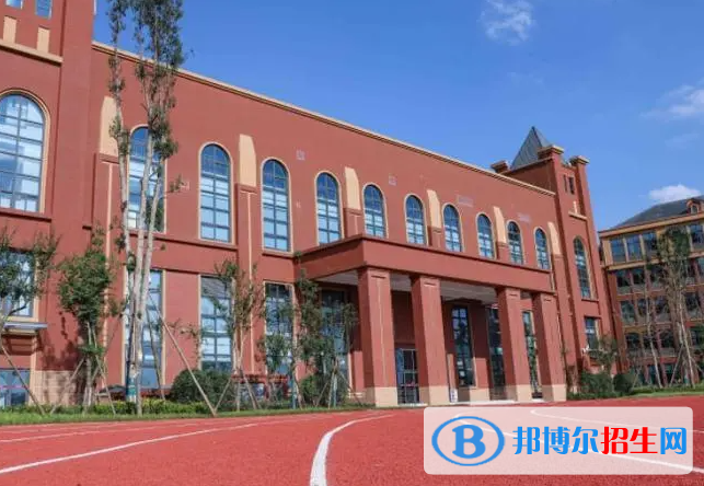 牛津國際公學(xué)成都學(xué)校初中部2023年報(bào)名時(shí)間