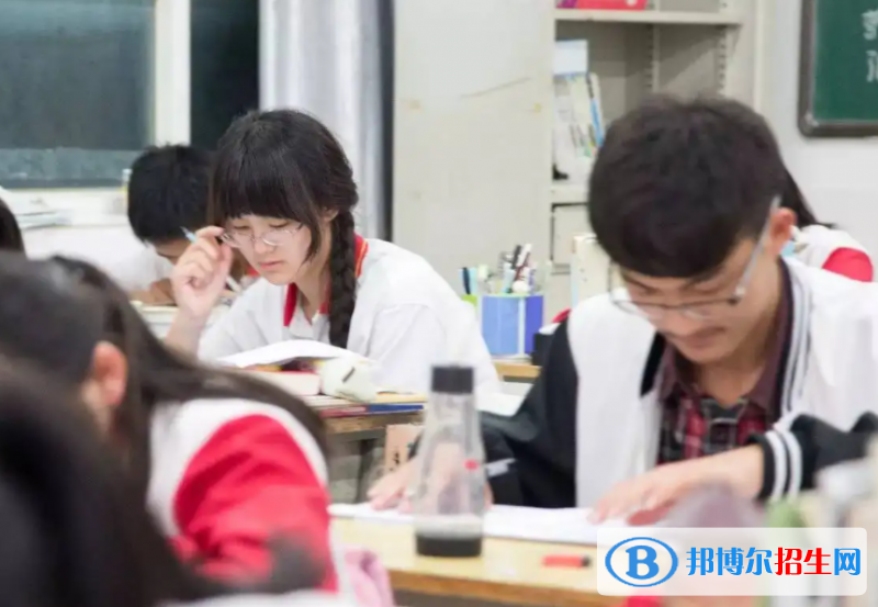 2022年山東高考分?jǐn)?shù)線公布（一段、二段、特殊類型）