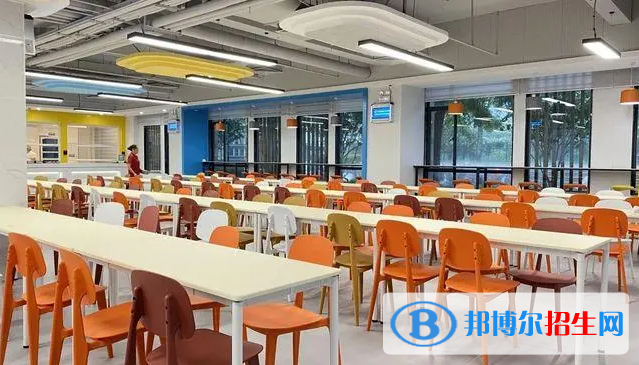 瑞得福國(guó)際學(xué)?？孔V嗎