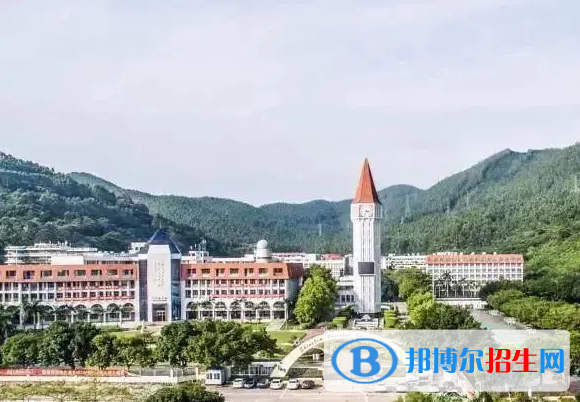 深圳東方英文書院國(guó)際初中2023年入學(xué)條件2