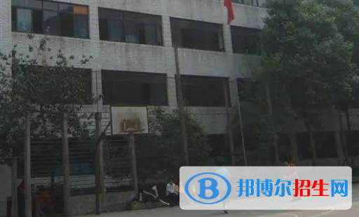 四川省成都衛(wèi)生學(xué)校2023年報名條件、招生要求、招生對象
