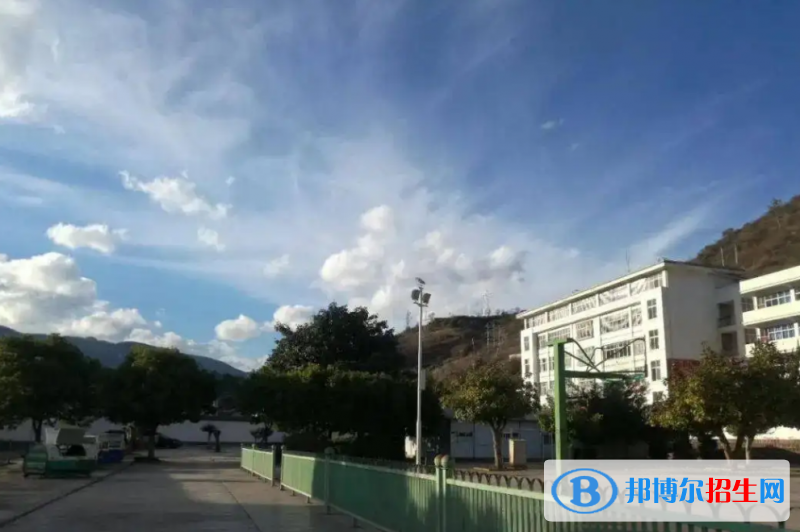  云南2023年初中畢業(yè)可以上什么中專(zhuān)學(xué)校