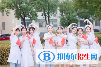 云南2023年女孩上衛(wèi)校學什么好