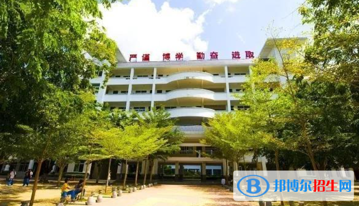 海南中學三亞學校2023年招生計劃 
