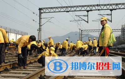 成都2023年鐵路學校有哪些專業(yè)可以學