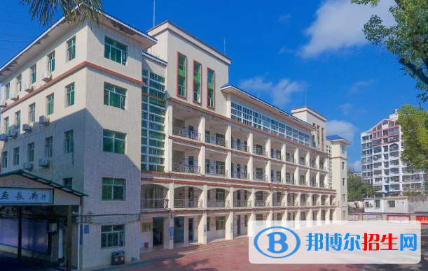 萬寧中學(xué)2023年招生簡(jiǎn)章 