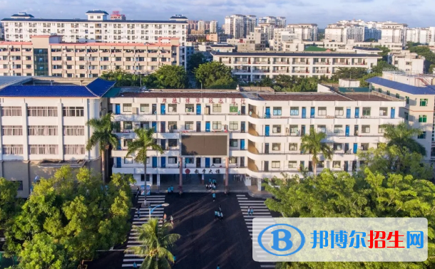 萬寧中學(xué)2023年招生簡(jiǎn)章 