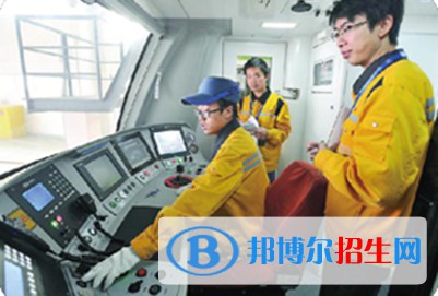 成都2023年鐵路學(xué)校里面都有哪些專業(yè)