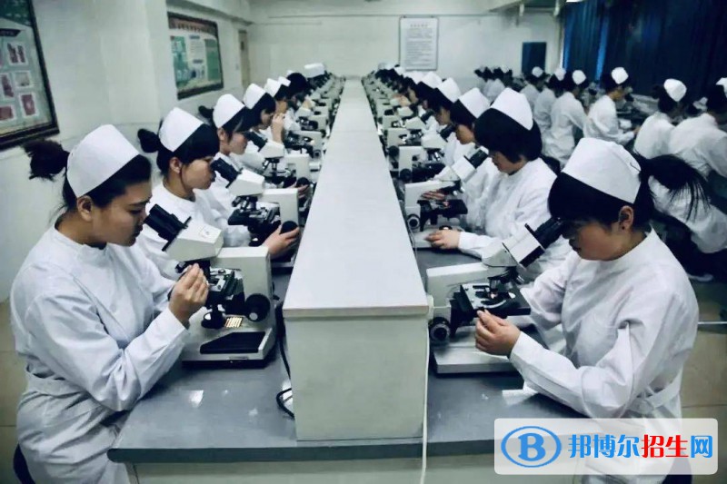蘭州2023年男生讀衛(wèi)校學(xué)什么專(zhuān)業(yè)好