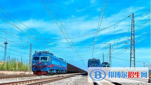 浙江2023年男生讀什么鐵路學校好