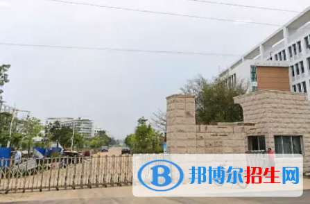 廣西2023年計(jì)算機(jī)學(xué)校什么專(zhuān)業(yè)適合男生